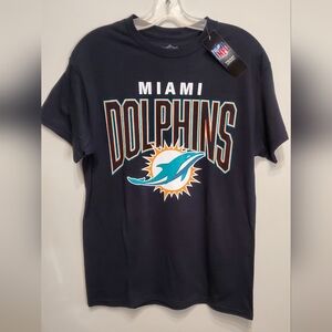 175. NWT - NFL Miami Dolphins T-Shirt